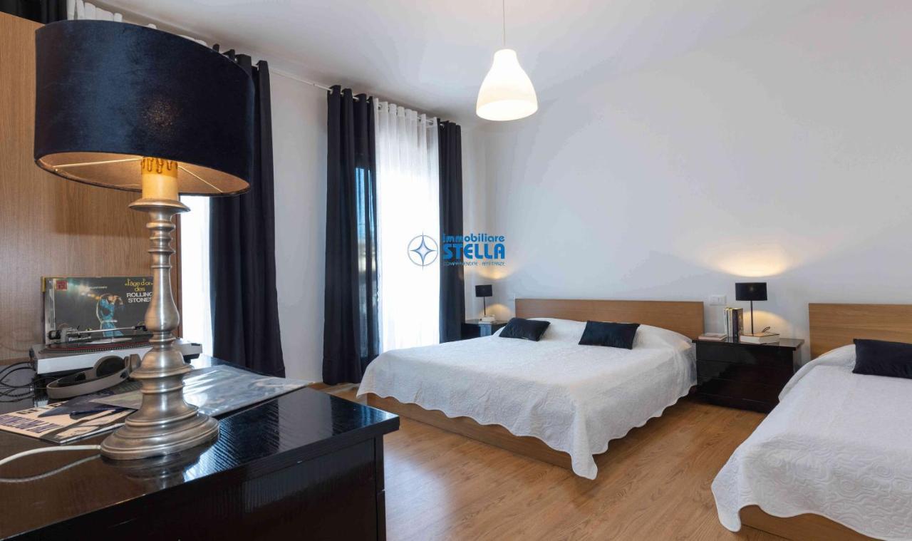 Condominio Sirene Lido di Jesolo Buitenkant foto