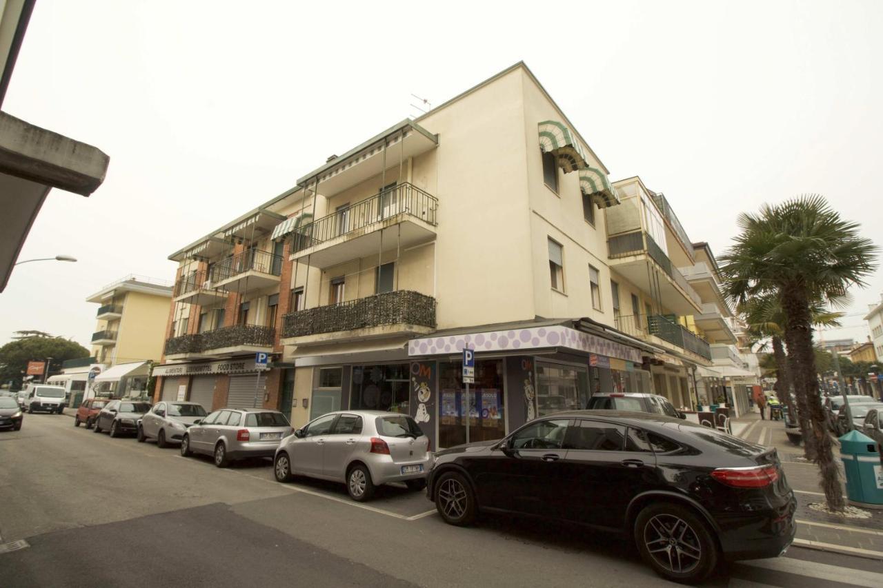 Condominio Sirene Lido di Jesolo Buitenkant foto